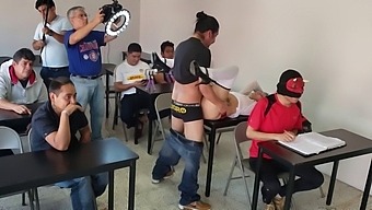 멕시코 아마추어 십대들이 출연하는 여학생 포르노 씬 만들기