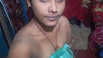 Desi Girl With Big Nipples And Big Tits