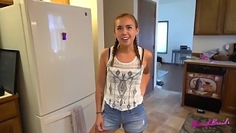 Stepdaughter Offers Brandi Braids For Sexual Education: Teen Pov Video