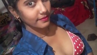 Besiachinu'S Indian Village Girl Video With Panty And Dress Change