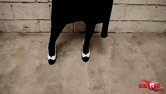 عبد ديوث C3 يشارك تجاربه في Bdsm - الجزء 4 - الجماع مع شريك غير مألوف
